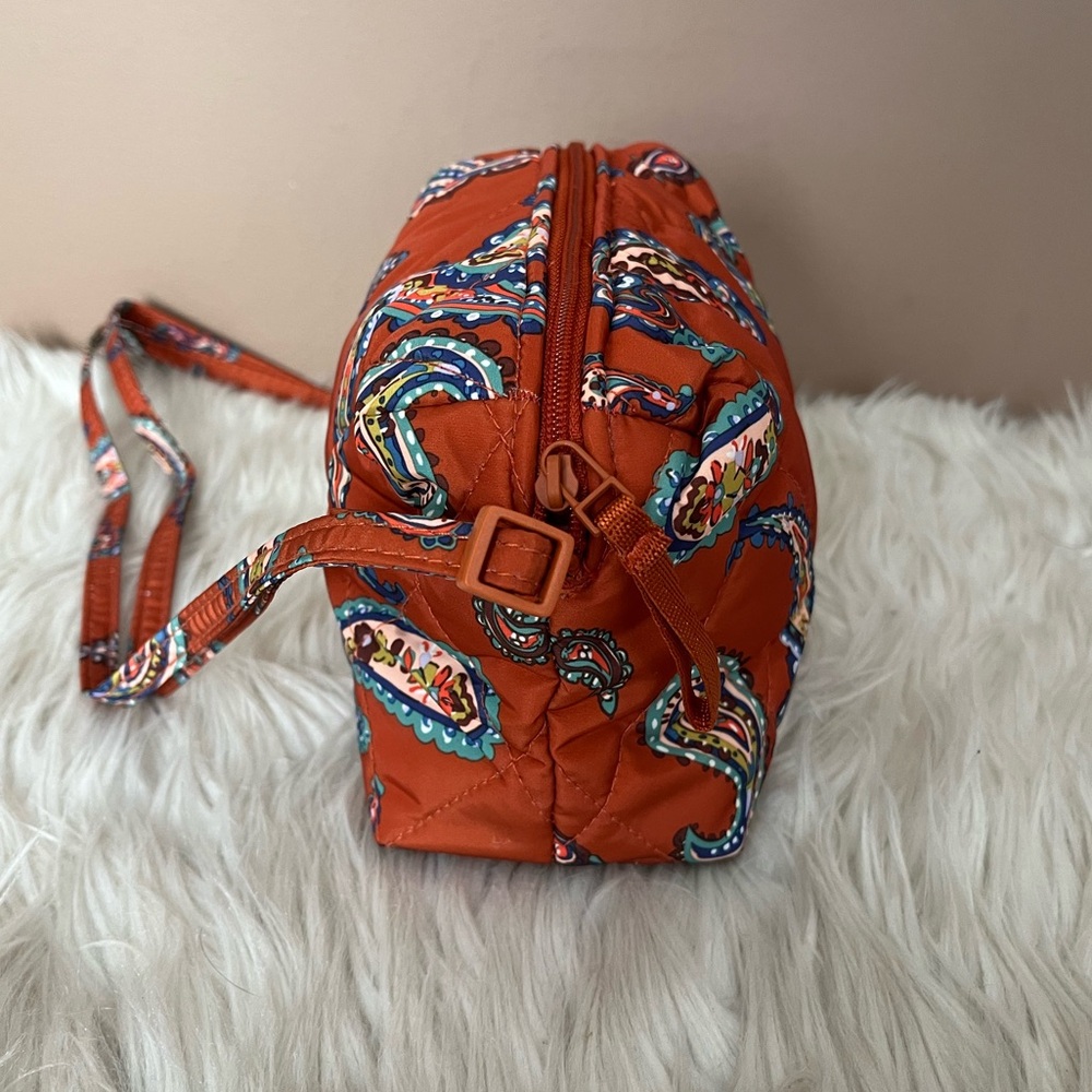{Vera Bradley} Camera Bag Crossbody in Ultralight Manor Paisley - NWT - Picture 7 of 9
